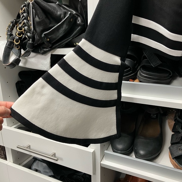 Bebe cropped sexy black white nightclub top blouse - Picture 6 of 8